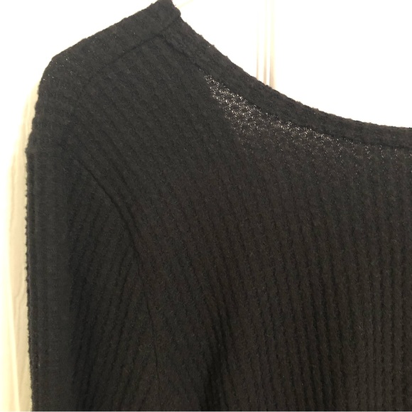 **SOLD**Hollister | open back long sleeve black waffle knit blouse shirt top - Picture 8 of 8